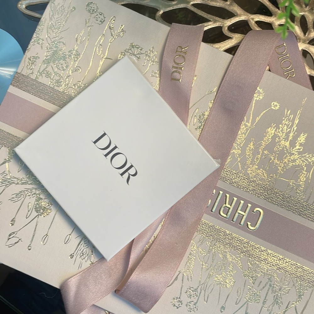 Dior - Picture 9 of 9